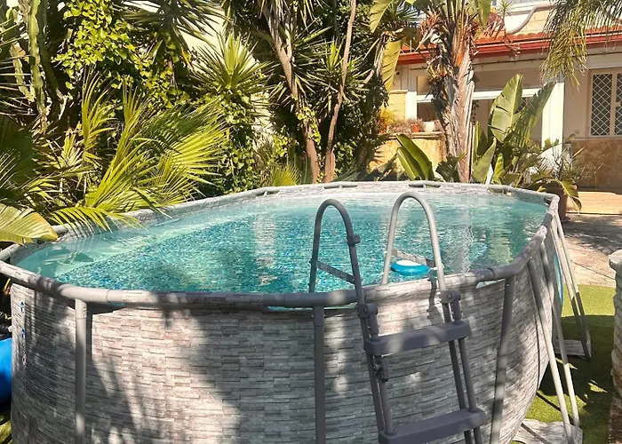 Eleutheria Beach Villa By The Beach